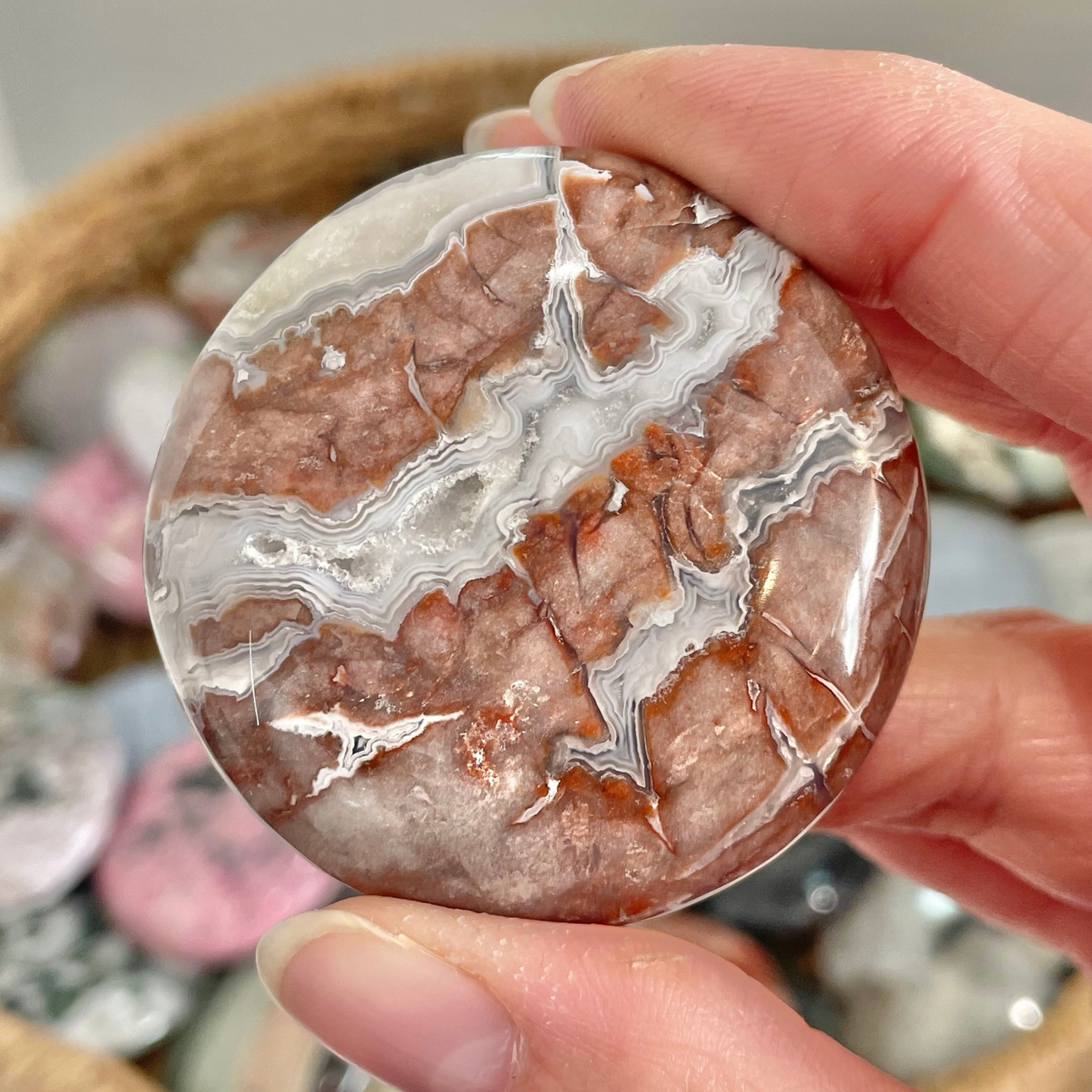 Sangria Lace Agate Cookie Palm Stone