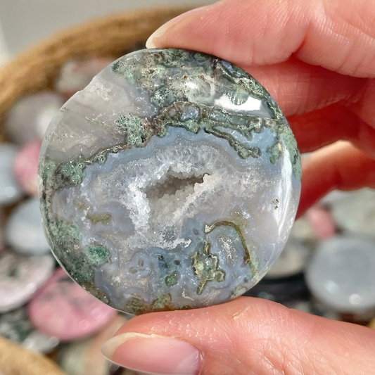 Moss Agate Cookie Palm Stones